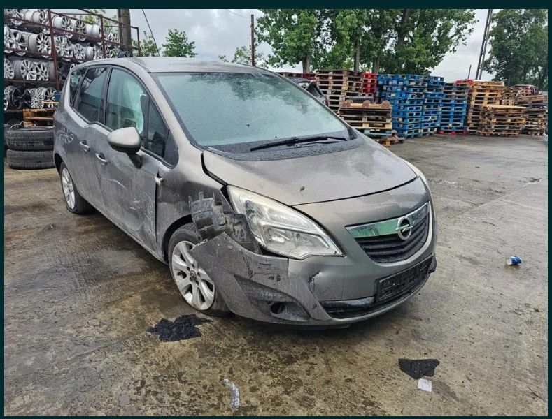 Dezmembrez Opel Meriva - 2 (2010 - 2014), 1.4 benzina A14NEL, manual, A14NEL
