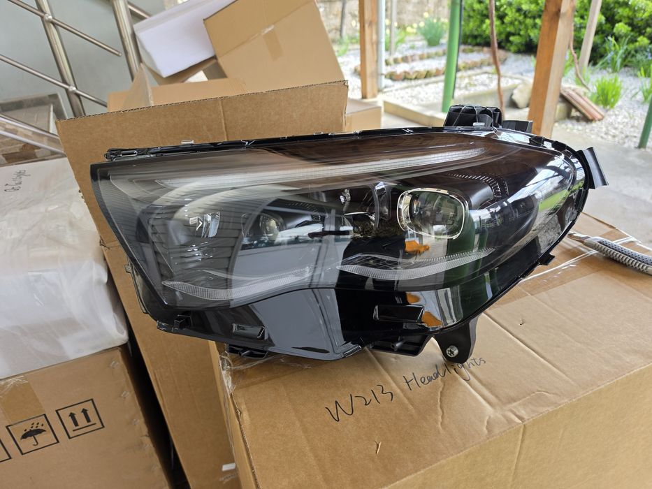 E214 фарове Mercedes E класа full led multibeam design