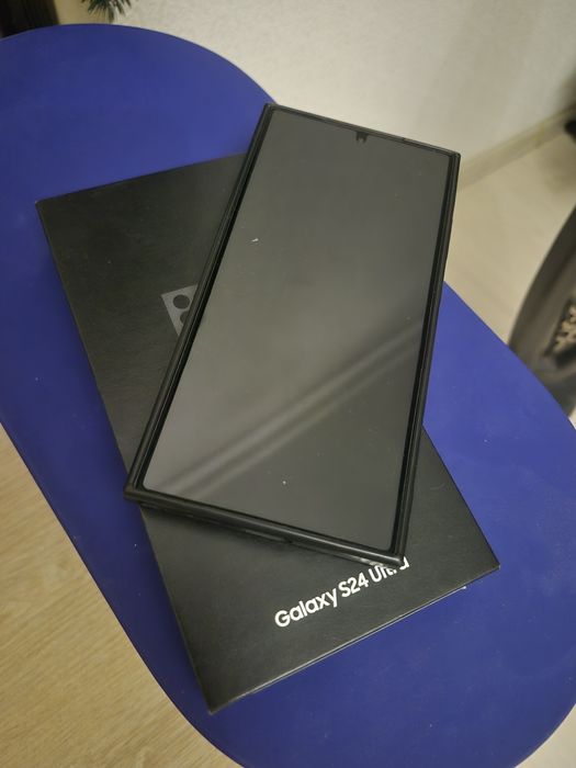 Продам Samsung s24 ultra 256 gb