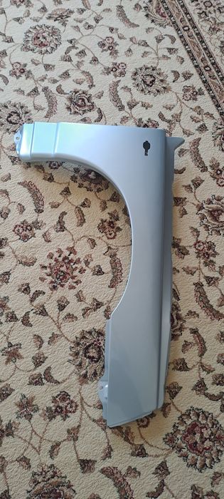 Крыло правый кращенный