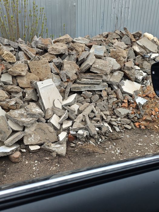 Отдам даром бут. Самовывоз