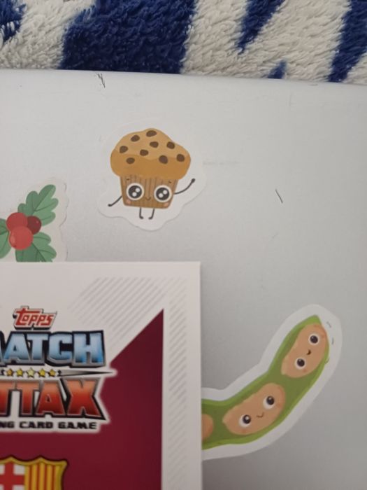 Vând cartonas MATCH ATTAX + 2 cartonase