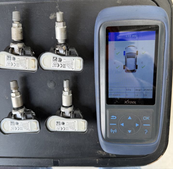 Senzori presiune roti originali Mercedes  A B C Classe V Vito Vian E CLA CLS GLA GLC GLE Etc