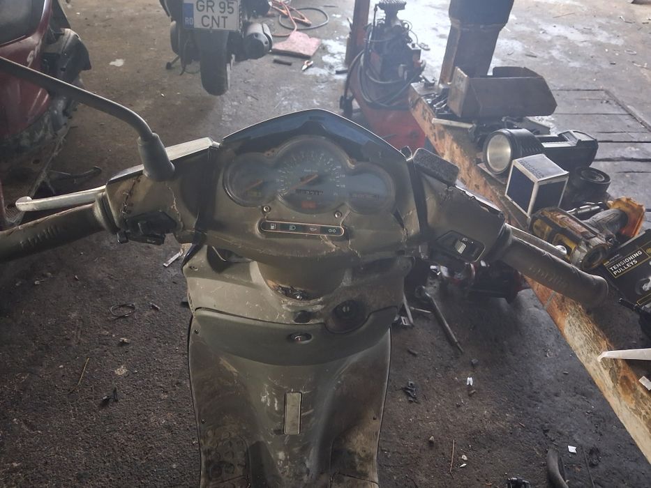 Vind sau schimb aprilia sonic