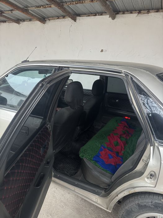 Мазда 626 седан