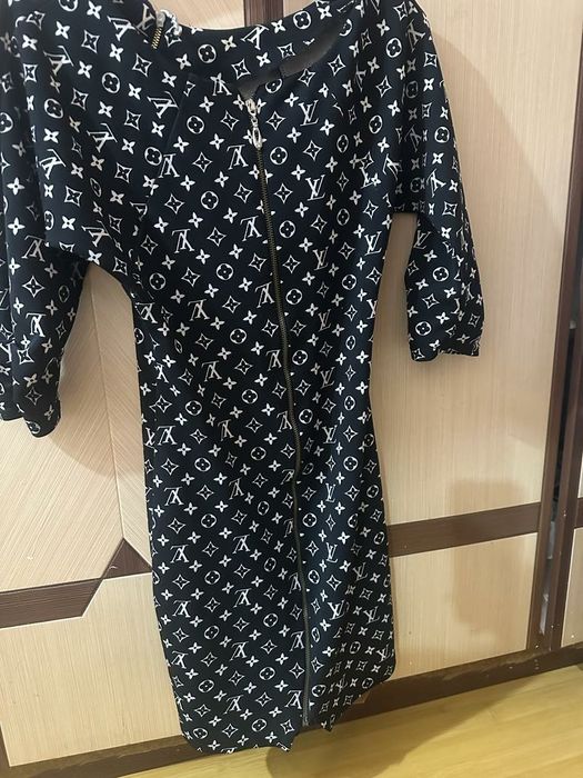 Платья самовывоз район мега парк