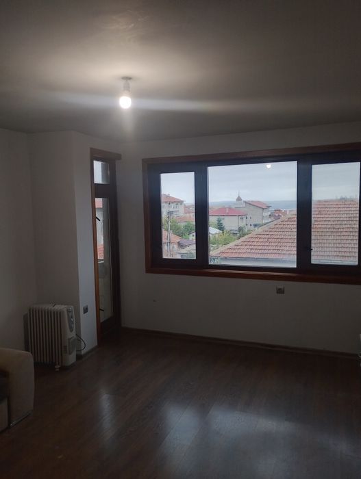 Продава се Етаж от къща в Аксаково - 116 кв.м за 1432 €/кв.м - Снимка #1