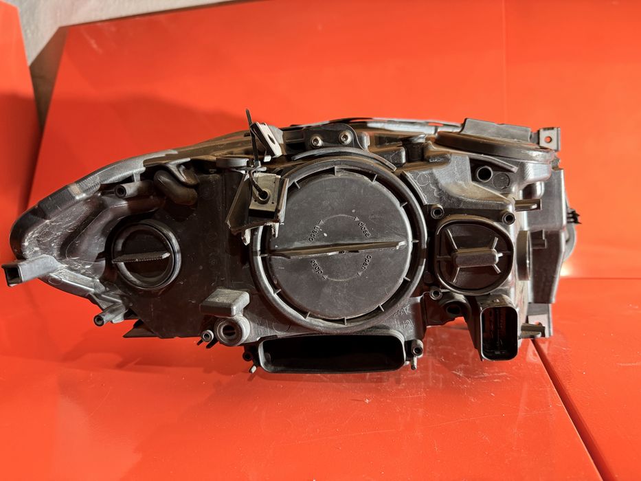 Ляв халогенен фар за BMW F10 / F11