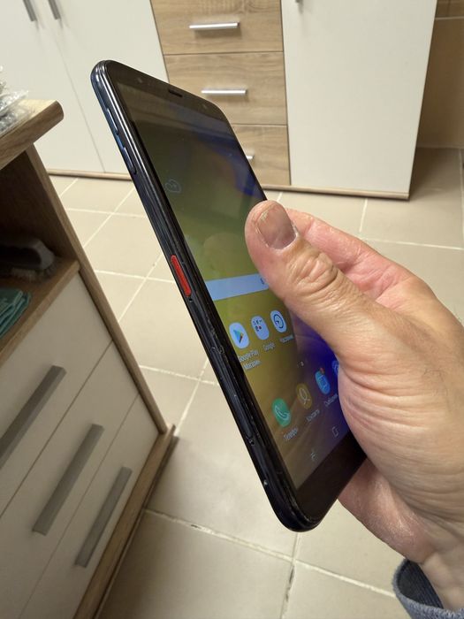 Samsung Galaxy J6 Plus 3/32gb - отличен