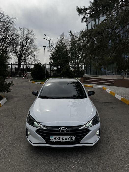 HYUNDAI ELANTRA 2019 сатылады