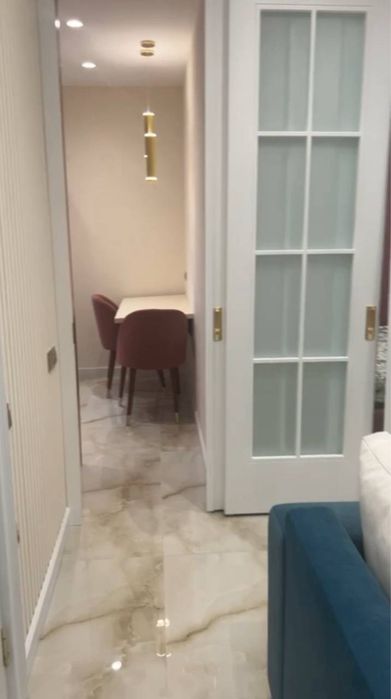 2/4/15 Паркентский ЖК Parkent Plaza, мебель техника 45м2, 85000 уе