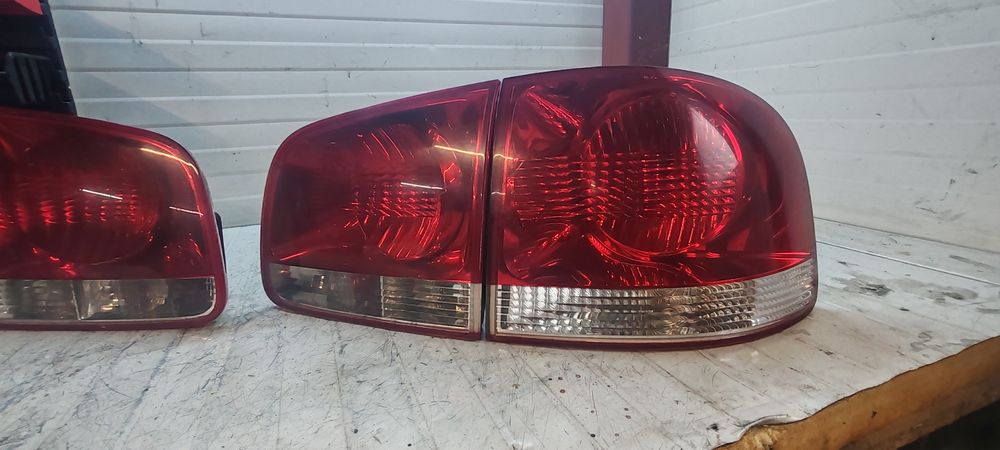 Stop vw Touareg 200lei partea