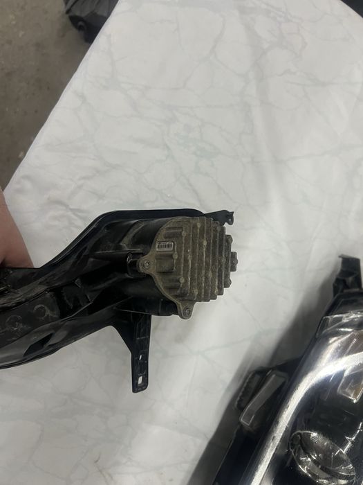 Far lumina de zi dreapta renault talisman