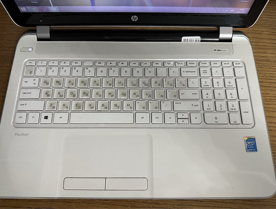 Ноутбук HP Pavilion 15-n241TX