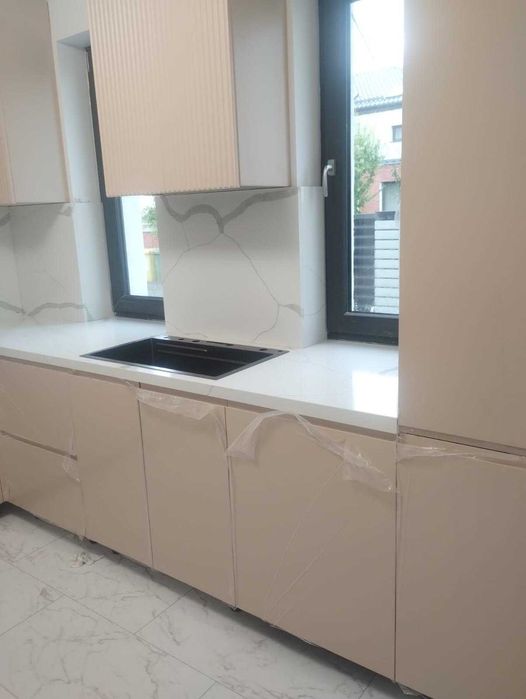 Blaturi granit marmura