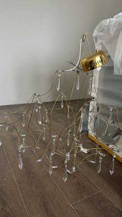 Продам люстру в гостиную/зал/хол