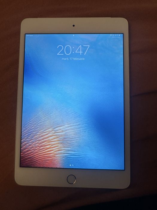 Ipad 4 mini impecabil