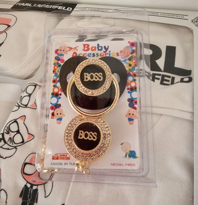 Suzete bebeluși Hugo Boss , Versace , Armani