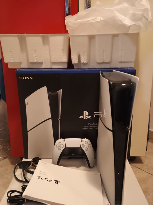 Playstation PS5 slim digital edition VANDUT