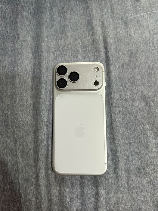 IPHONE 17 pro max 256 GB