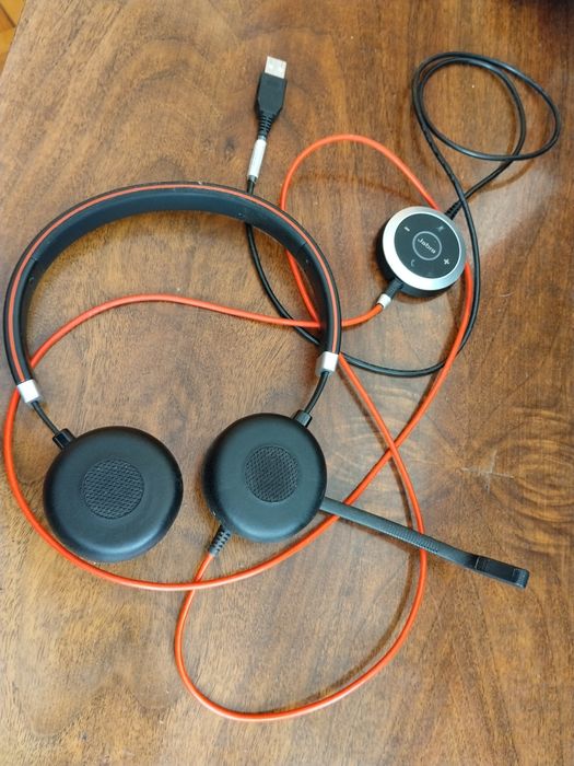 Jabra Evolve 40 MS Stereo + USB Контролер (ENC010) – ползвани 2 пъти