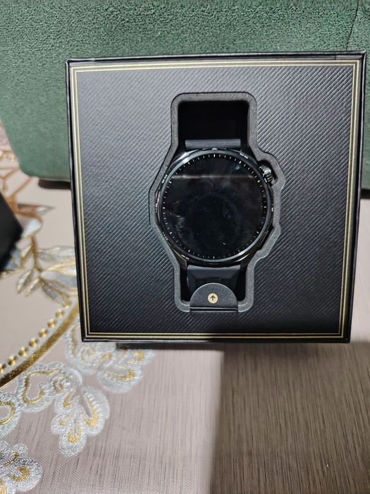 Продам срочно  сматр часы  новые