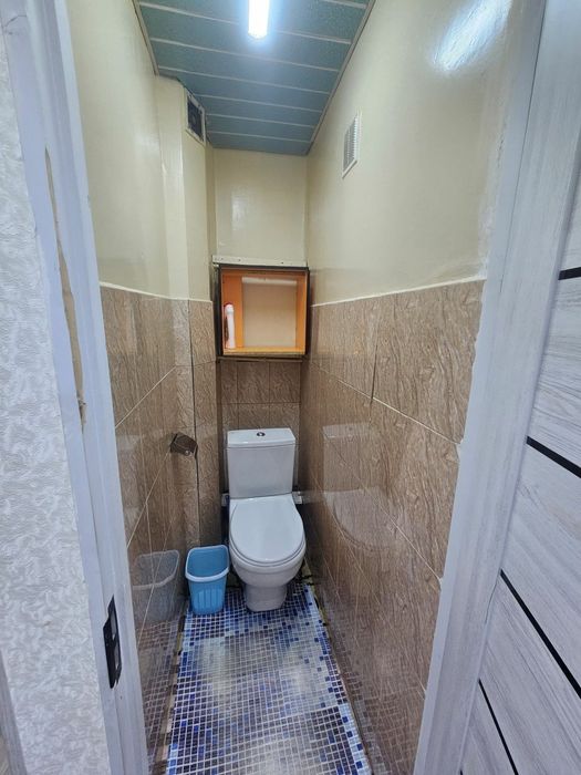 Shaxar markazi Sebzorda 2 xonali uy sotiladi