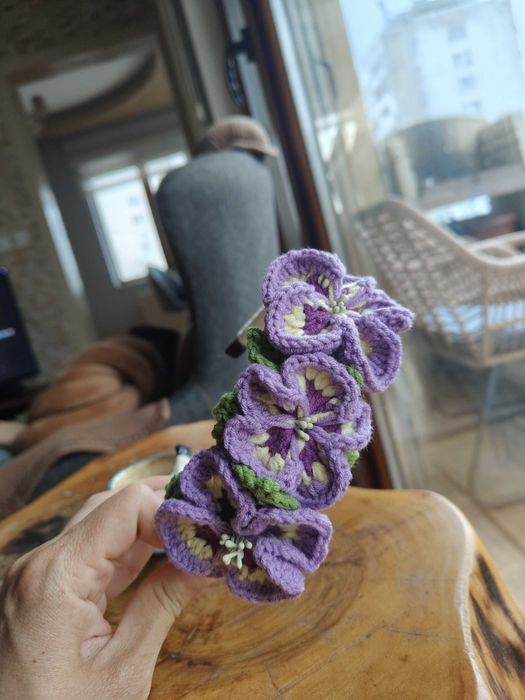 Ръчно плетени детски фиби