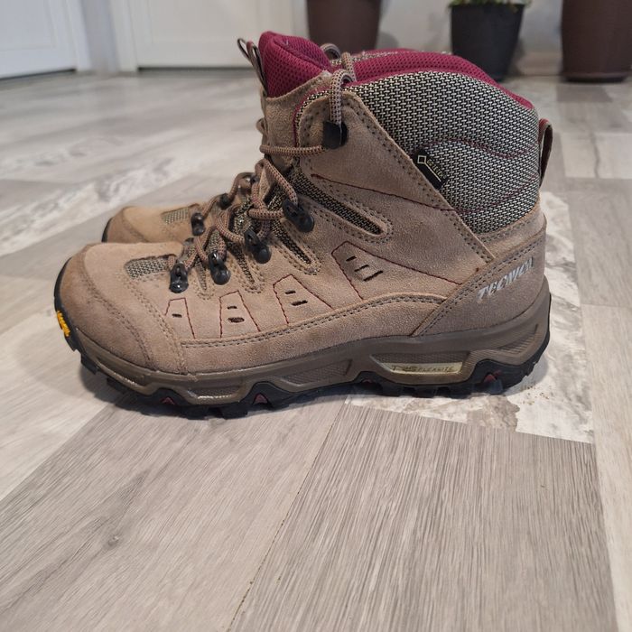 Bocanci Tecnica Starcross Gore-Tex talpa vibram nr 39,1/3