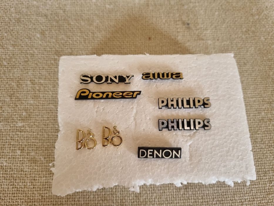 Pachet Sigle/Logo Phillips, Sony, Denon, etc. Perfecta stare.
