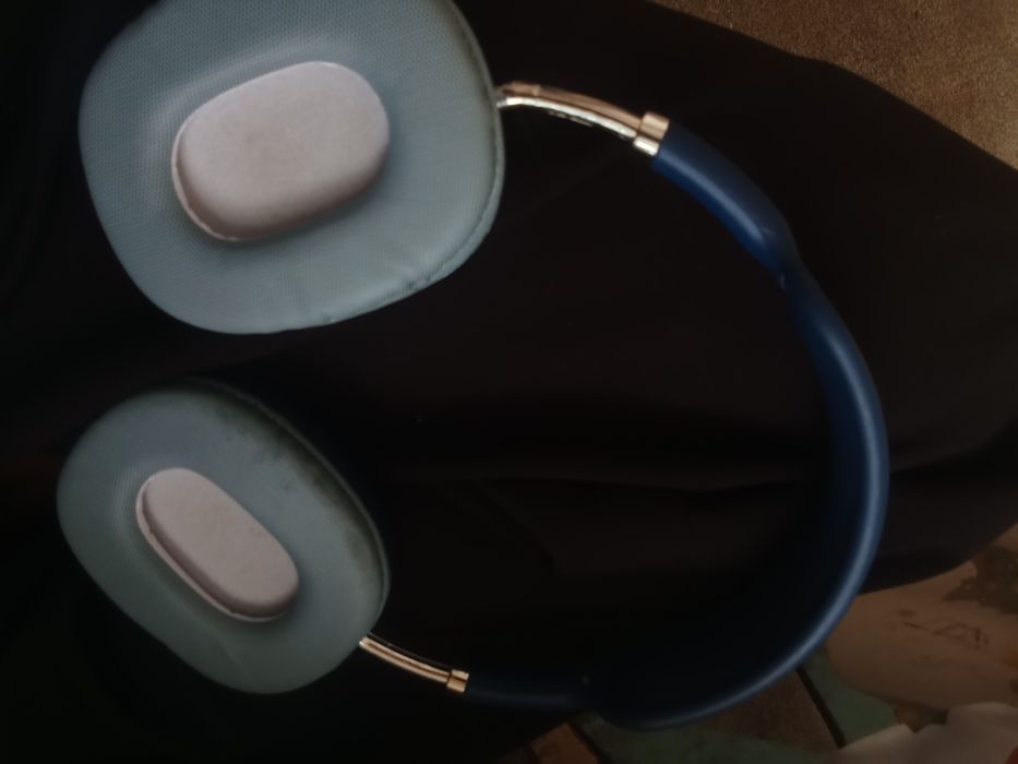 Продам наушники airpods max
