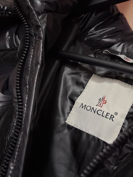 Geaca M.O.N.C.L.E.R negru batman