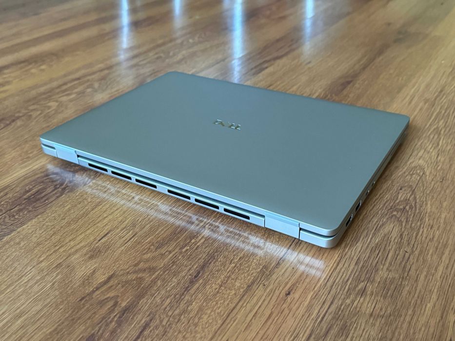 ЧИСТО НОВ 14' WUXGA Ryzen AI 5 Pro 340 DELL Pro 14 Plus PB14255 32GB LPDDR5/512GB NVMe/3г. Гаранция