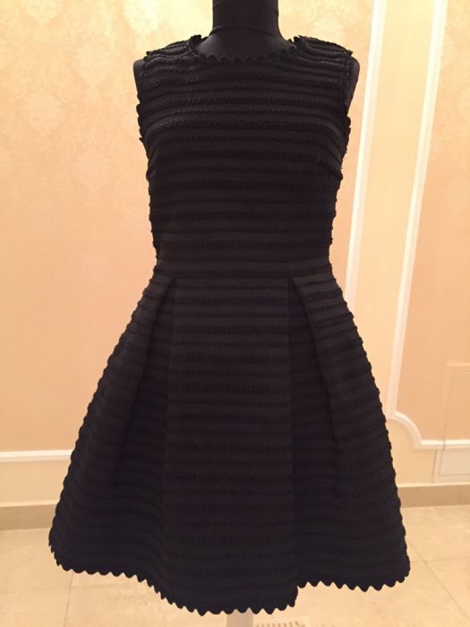 Vând rochie Manoush