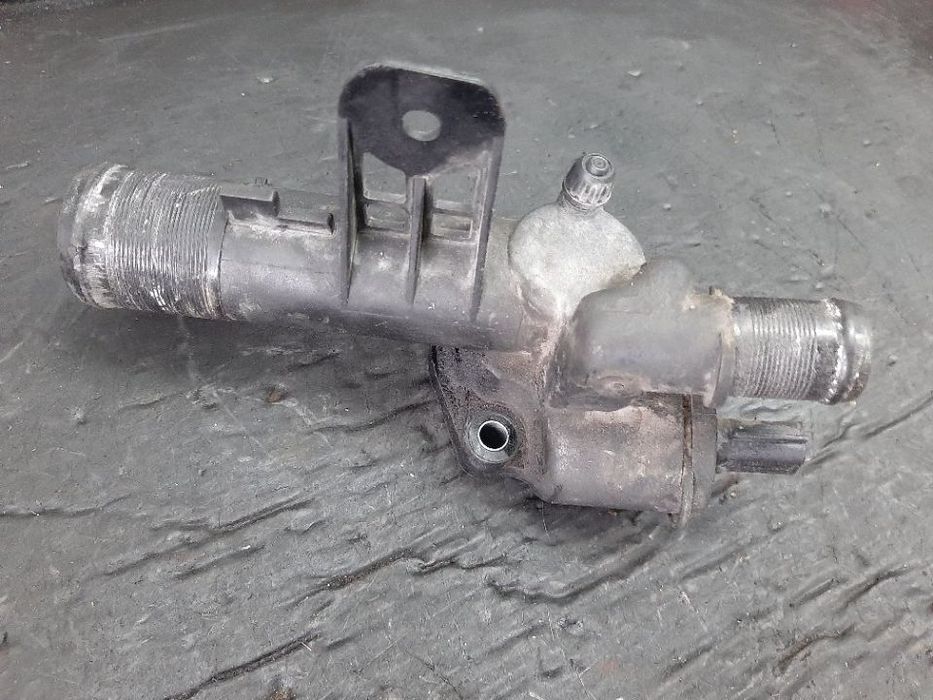 corp termostat renault clio 4 1.5 dci  k9kc612  8200954328c