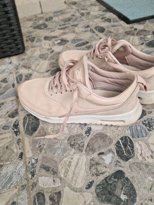 Adidasi nike masura 37,5