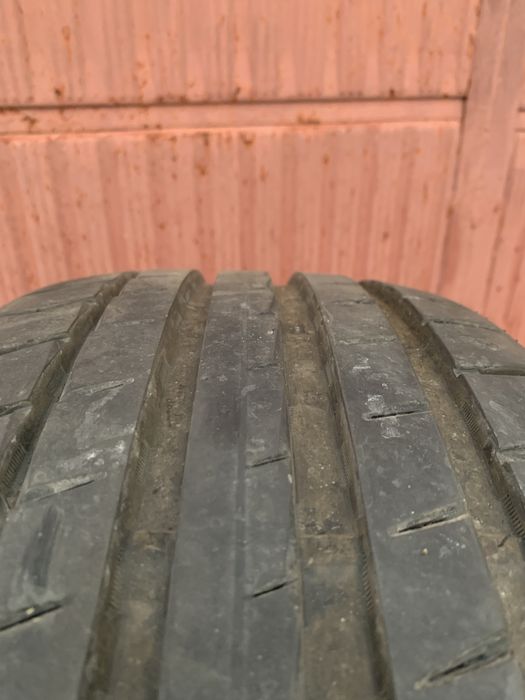 2 броя гуми 225/35/20
