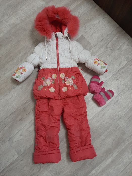 Костюм зимний на девочку