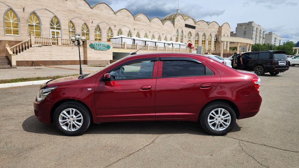 Продам Шевролет кобальт