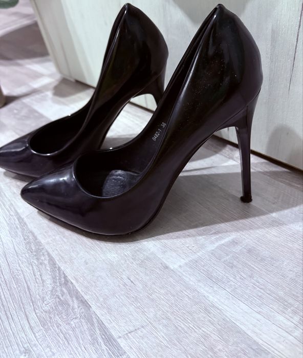 Дамски елегантни обувки