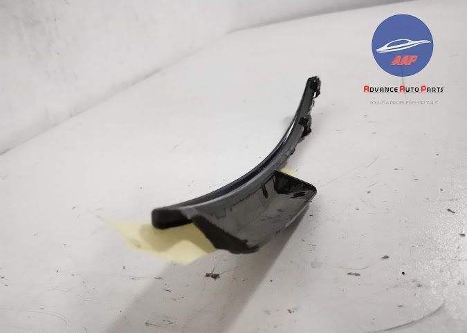 Десен заден калобран / Desen zaden kalobran Оригинален за Land Rover R