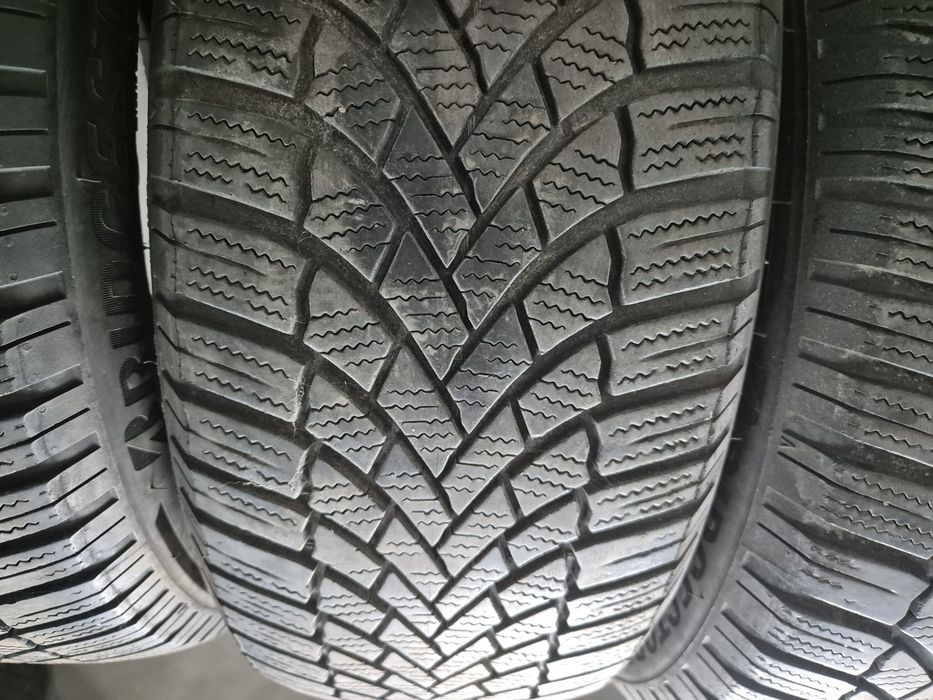 4 anvelope iarna Bridgestone 205 55 16 stare buna