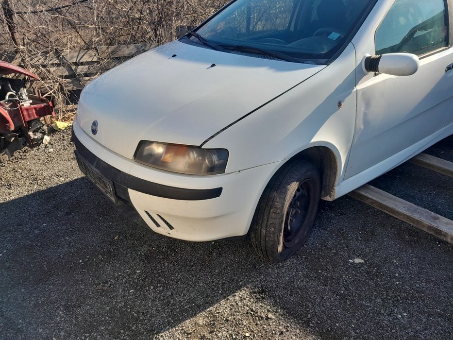 Продавам фиат пунто на части