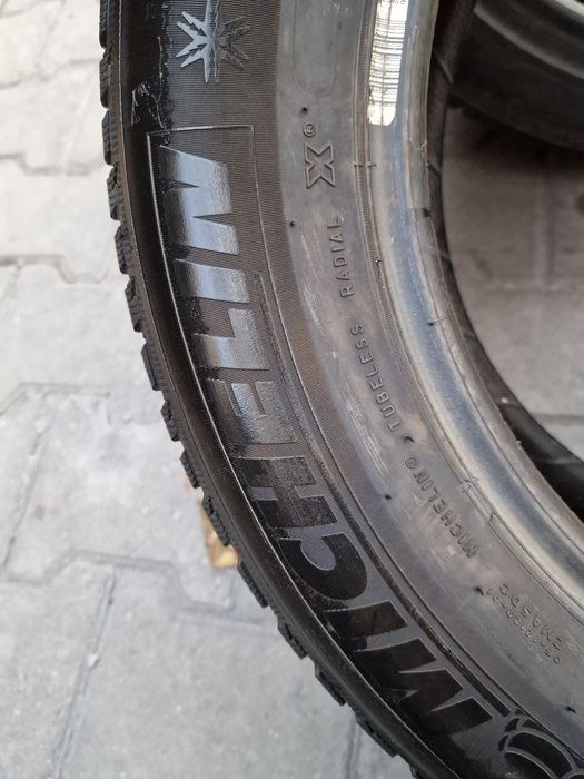 215 60 16 Michelin 4бр.