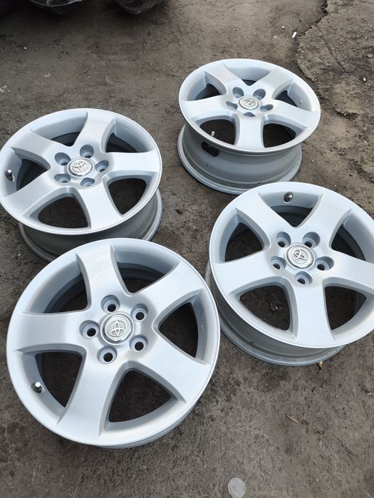 Диски R 16 Toyota Camry 35