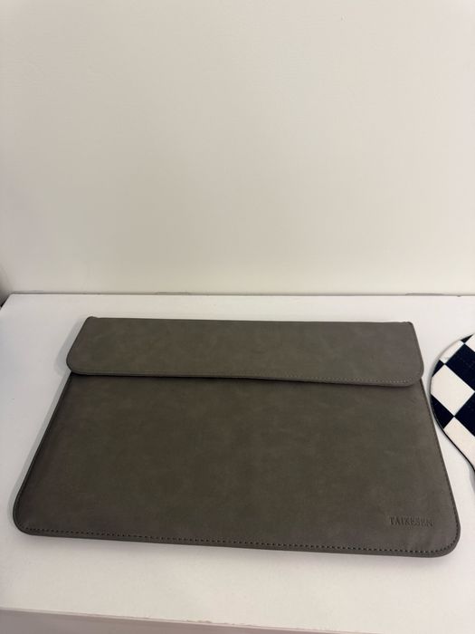 Продаю MacBook Air M2 13.6” 512 ГБ
