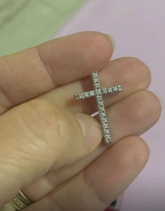 Pandantiv din aur 18k cu diamante naturale