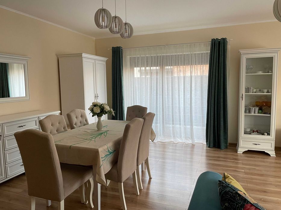 Inchiriez apartament 2 camere (56mp) cu parcare, in cartier Dambul Rotund