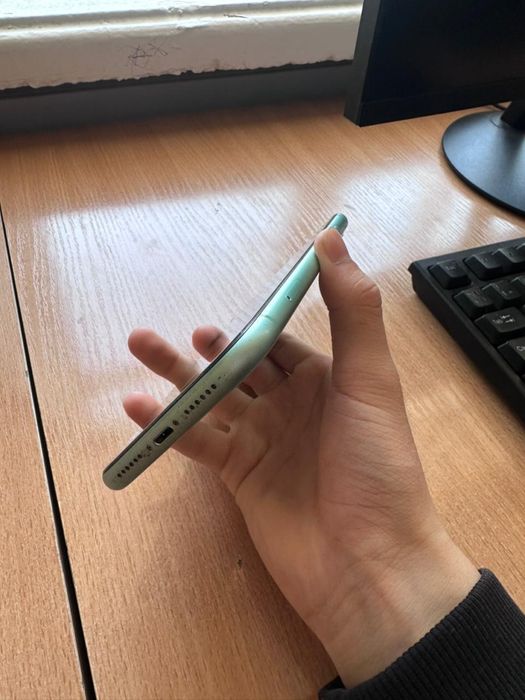 IPhone 11 В идеальном состояний