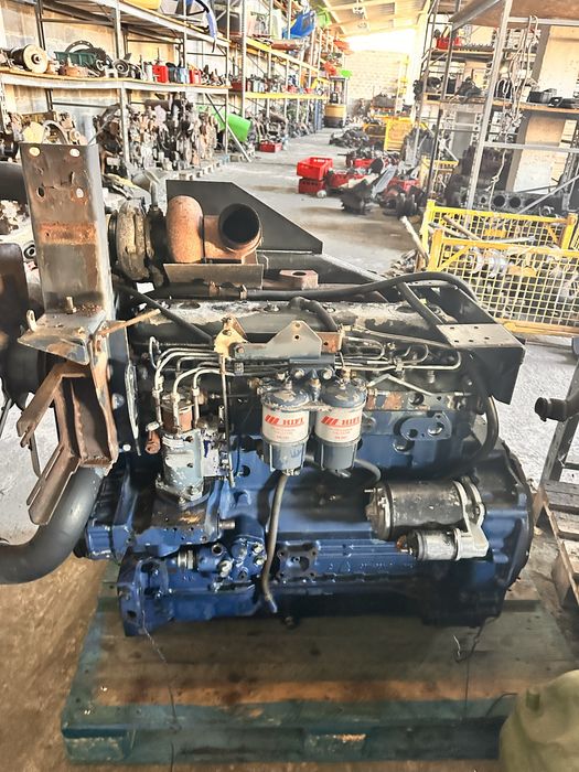 Motor perkins 6 cilindrii 160 cp